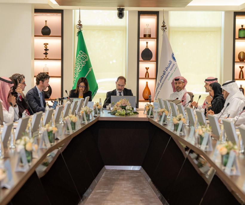 بمشاركة 35 مسؤولاً عن القطاعين الحكومي والخاص نظم #المركز_الوطني_للتنافسية بالتعاون مع منظمة التعاون الاقتصادي والتنمية (OECD) ورشة عمل تناولت تطوير سوق رأس المال، وحوكمة واستدامة الشركات.